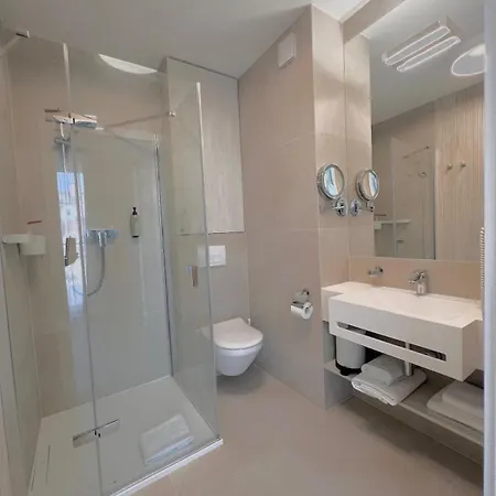 Lapis Apartment *