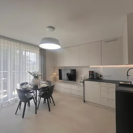 Apartment Lapis *
